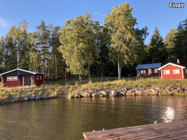 Myydään Sommarstuga + Skogsskifte på Rankelön, Båthus på Vägviken