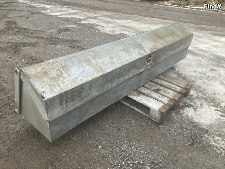 Säljes Aluminiumlåda