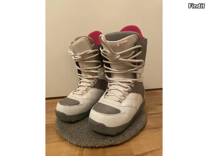 Säljes Snowboard skor stl 41