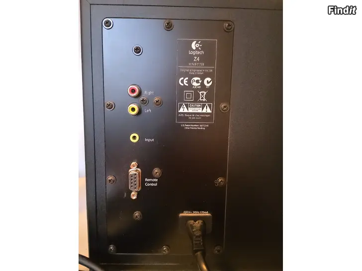 Säljes Logitech baslåda Z4