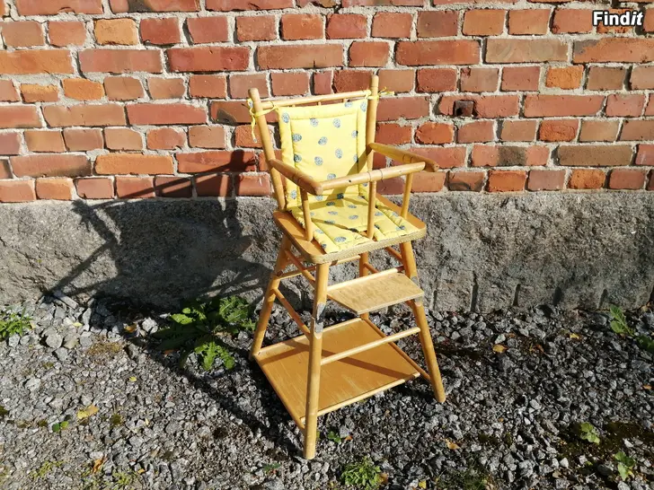 Säljes Matstol för småtting