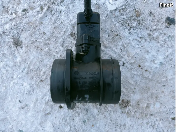 Myydään VAG 1,9 TDi  ilmamäärämittari 06A906461 Bosch 0280217121