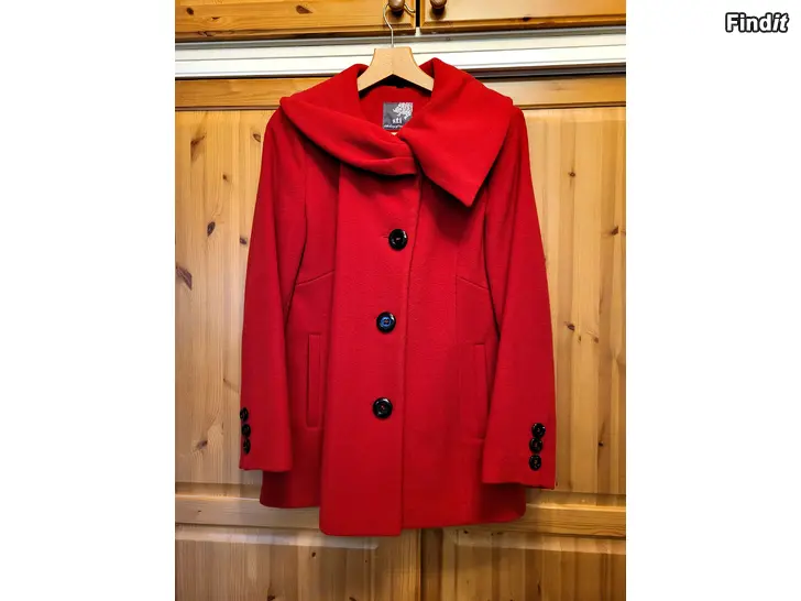 Myydään Damulljacka