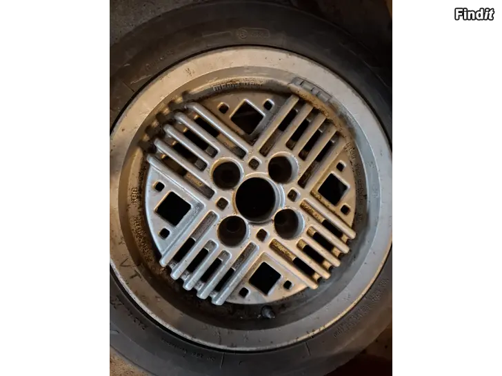 Säljes Momo aluminiumfälgar, 14