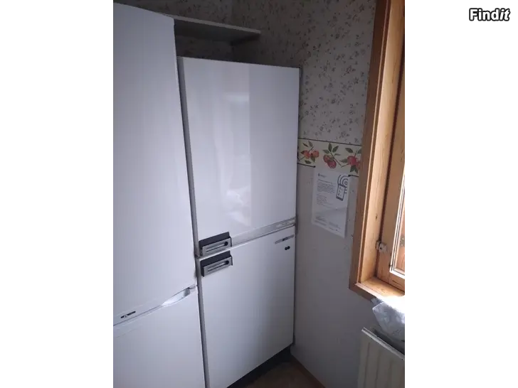Säljes Kyl / frys 176 hög EH billigt