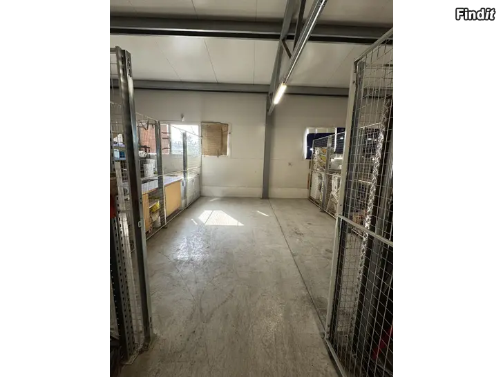Vuokrataan Vuokrataan 22,5m2 varastohäkki