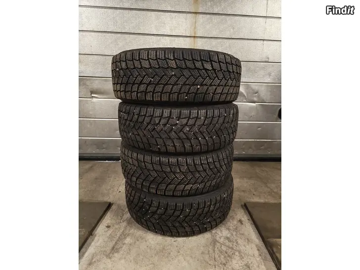 Säljes Michelin X-Ice Snow 205/55R16 Vinterdäck
