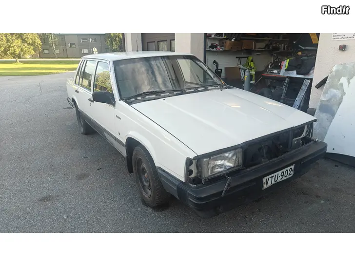 Säljes volvo 740 1989