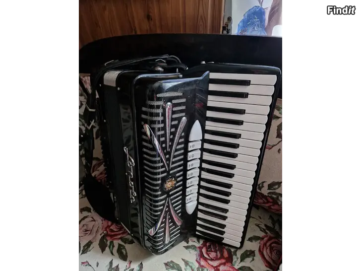 Säljes Dragspel  Sonor