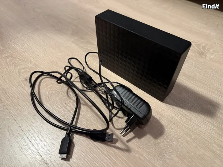 Säljes Seagate Expansion Desktop 4 Tb extern hårddisk 3,5