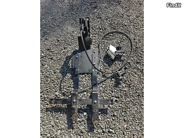 Säljes Övningskörnings pedal Volvo