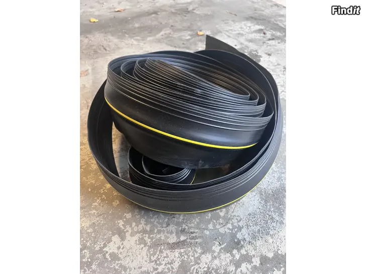 Myydään Garage tätning 6 meter nyvara