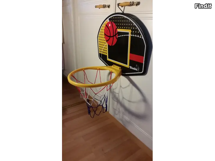 Myydään Simba koripalloteline muovilelu -4e