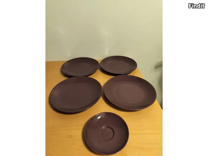 Myydään Lautaset matceramica Sievi kengät