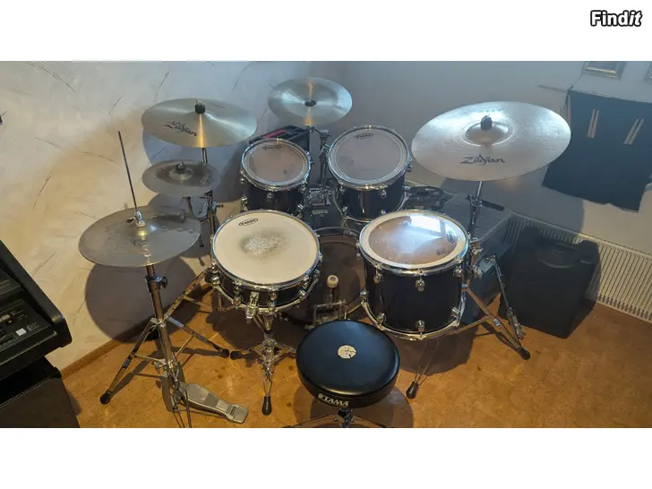 Myydään Komplett trumset