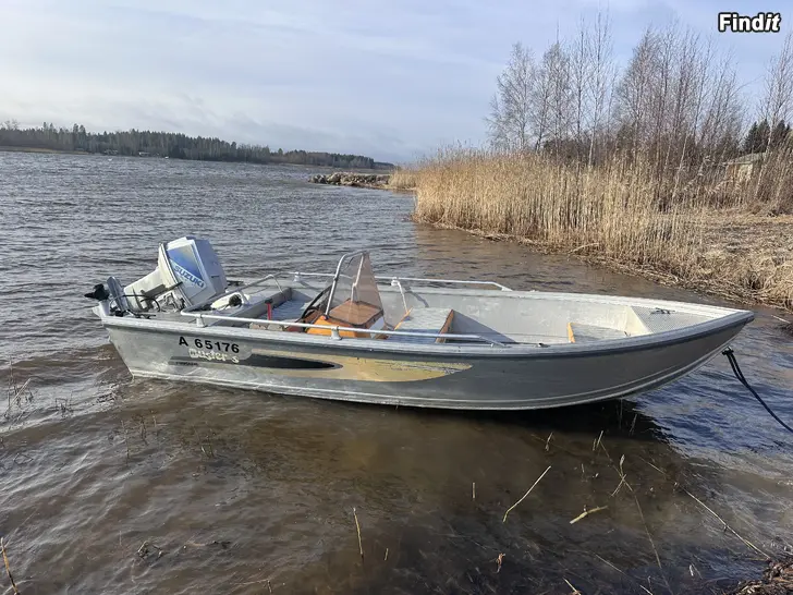 Myydään Buster S Suzuki 40 hv