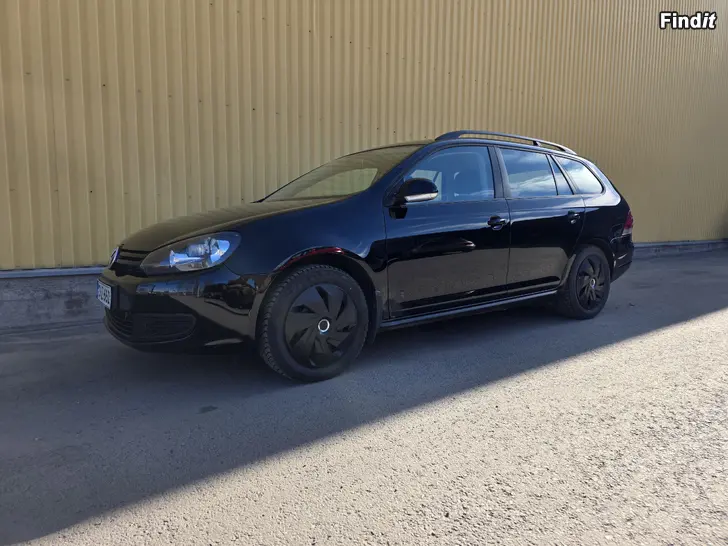 Säljes Volkswagen Golf 1.2 Bensin 2011 239tkm