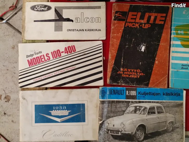 Myydään Autojen käsikirjat