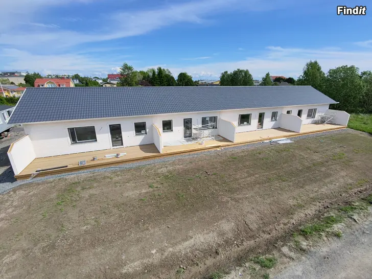 Myydään Säljes samt uthyres nya lägenheter i Närpes