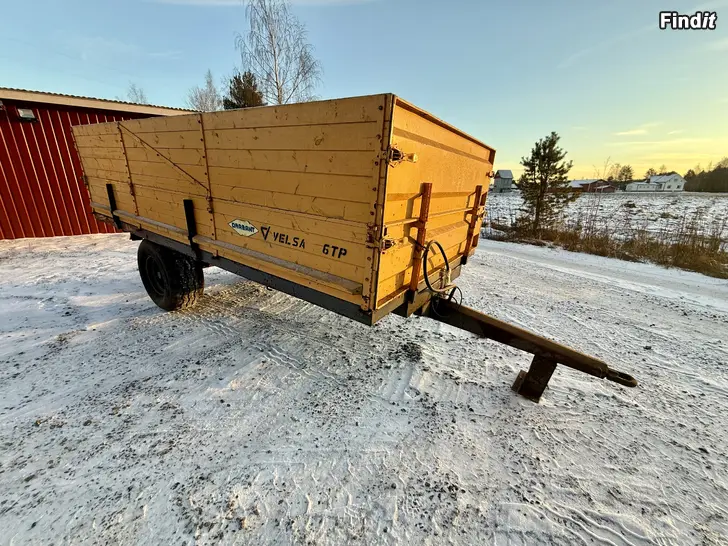 Säljes Velsa Traktorkärra