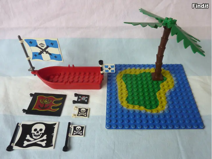 Myydään Lego Pirate osia