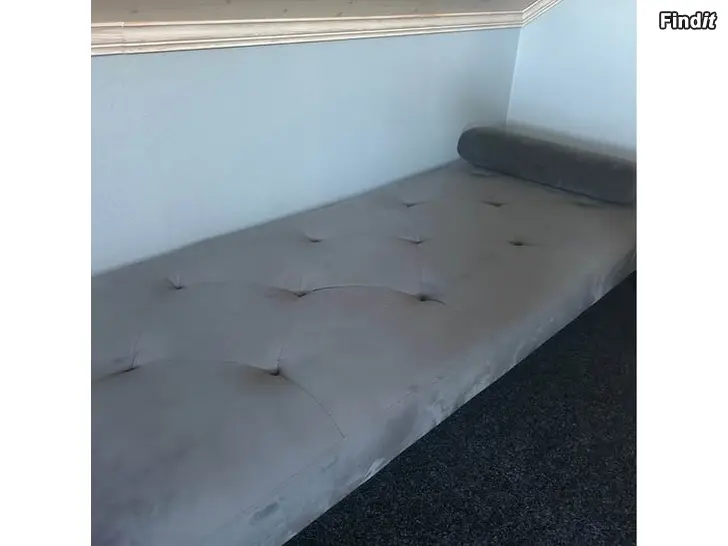 Säljes Divan