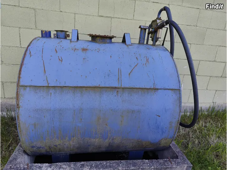 Säljes Farmartank 1350 L