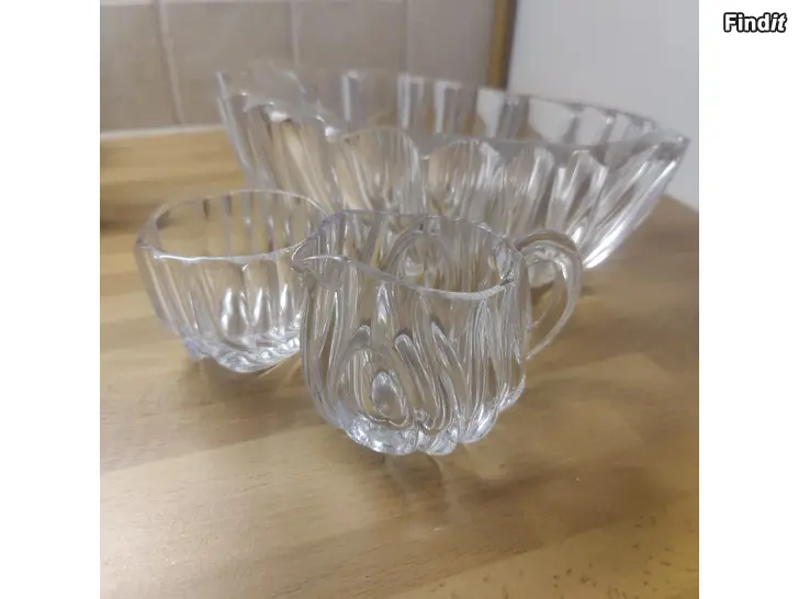 Säljes Glasskålar