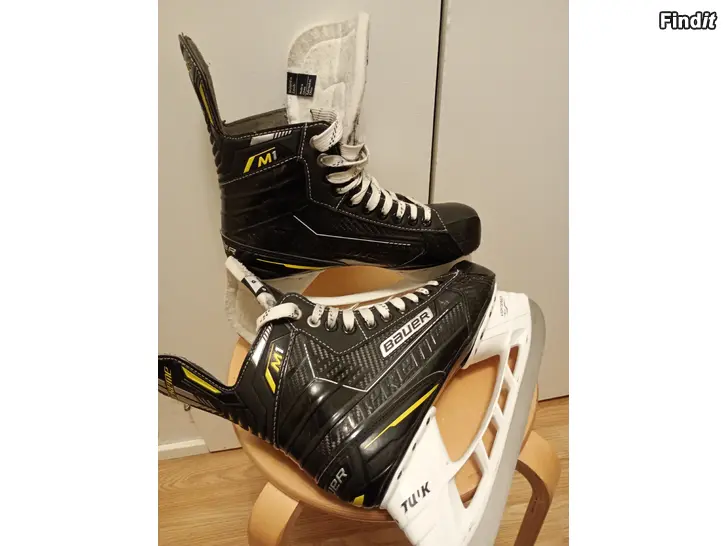 Myydään Säljes Bauer Supreme M1