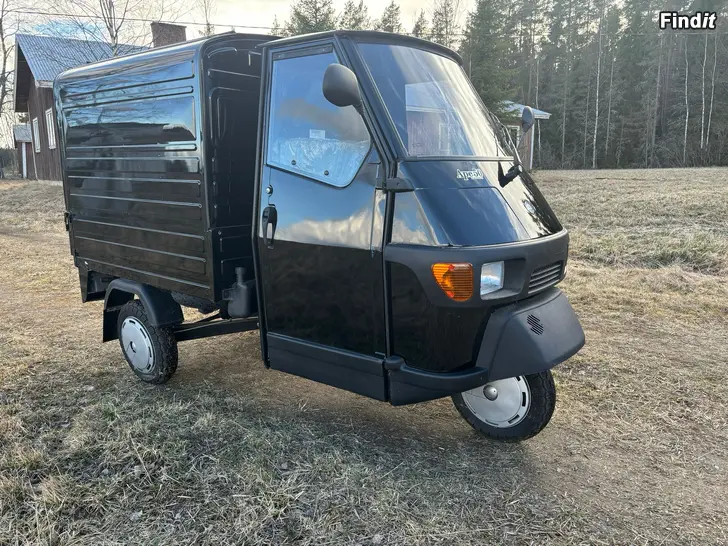 Myydään Piaggio APE 50 van