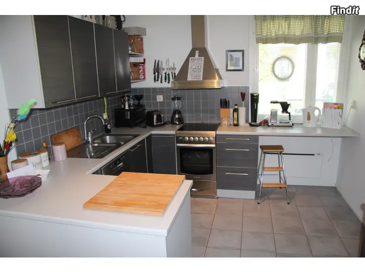 Vuokrataan Vuokrataan rivitalo kaksio 5 min ajomatkan päässä Vaasasta