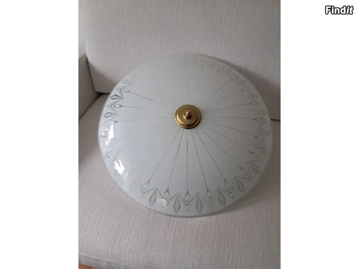 Myydään Plafondi