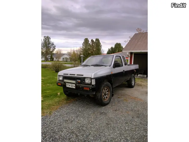 Säljes Obesiktad Nissan King Cab