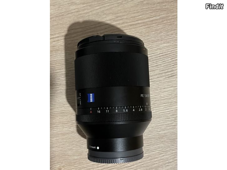Myydään Sony Planar T FE 50mm f/1.4 ZA -objektiivi