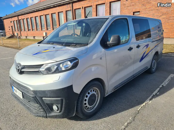 Säljes TOYOTA PROACE 2.0d Autom Rhd Lång 2018