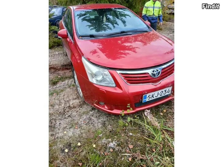 Säljes Toyota Avensis 2010 1.8l