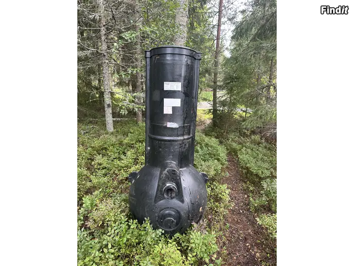Säljes WAVIN LABKO Mökkisako 1 gråvattenbrunn