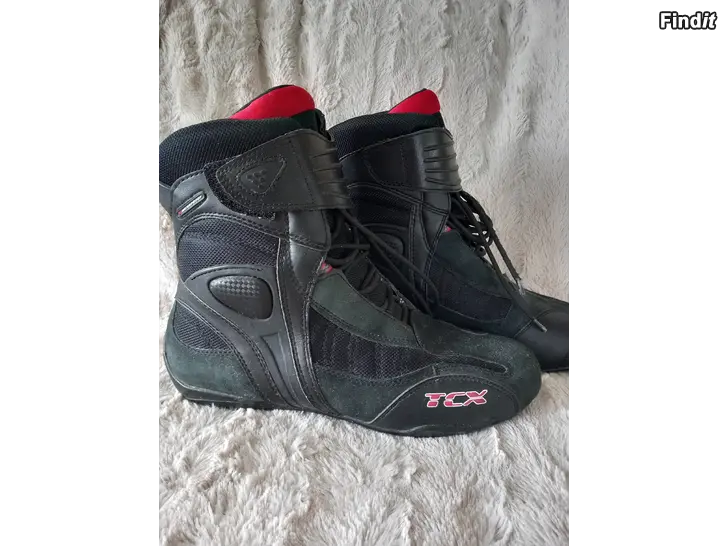 Säljes Motorcykel skor nr 42