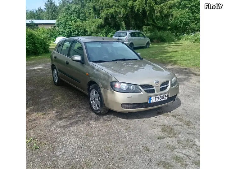 Myydään Myydään juuri katsastettu nissan almera 1.5 pensa