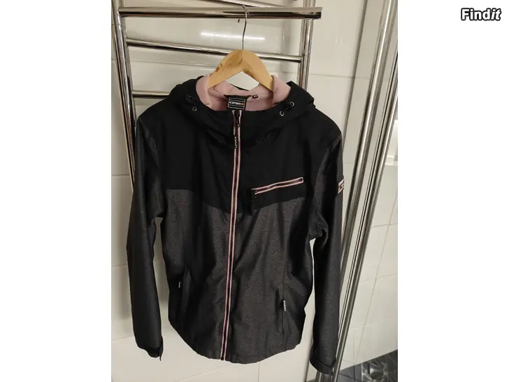 Säljes Icepeak damjacka storlek 40-42