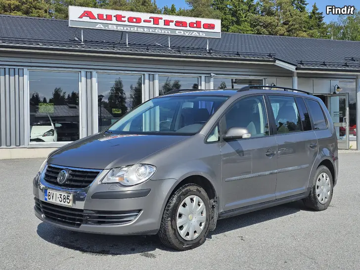 Säljes VW TOURAN 1.9TDi 7-p. 256tkm -07 nybes Säljes VW TOURAN 1.9TDi 7-p. 256tkm -07 nybes