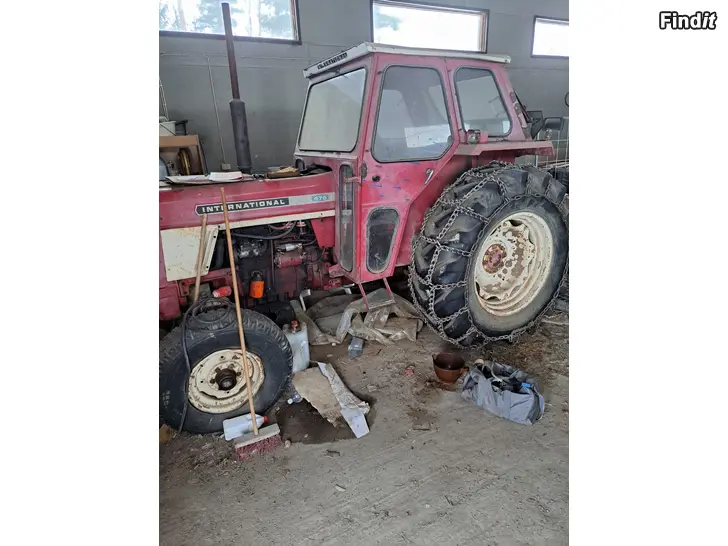 Myydään International 475/2190