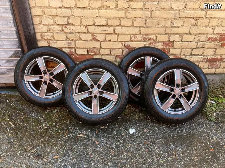 Säljes Dezent 5x112 med sommardäck