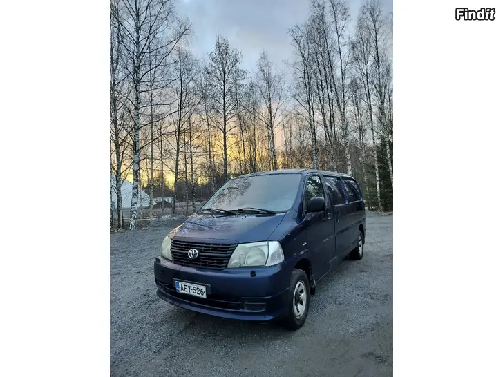 Myydään Toyota Hiace