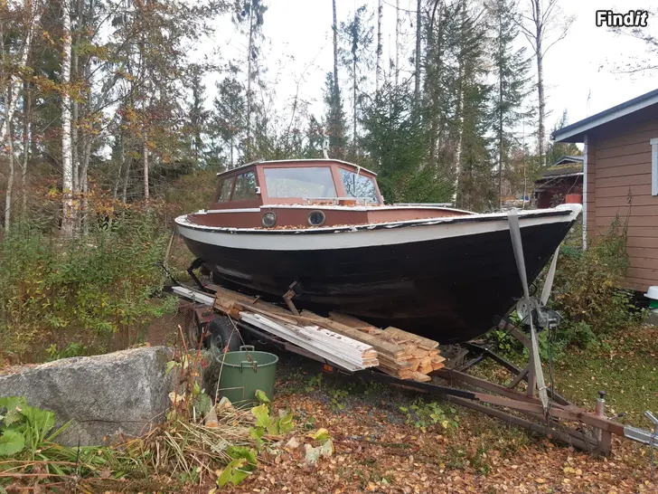 Säljes Puttare /Tuffare / Träbåt