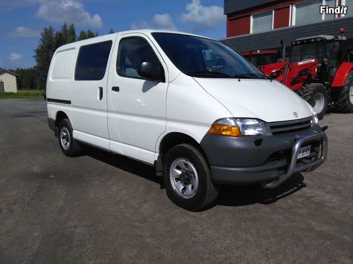 Säljes Toyota Hiace 2.4 TD 5-dörrar 4WD -00