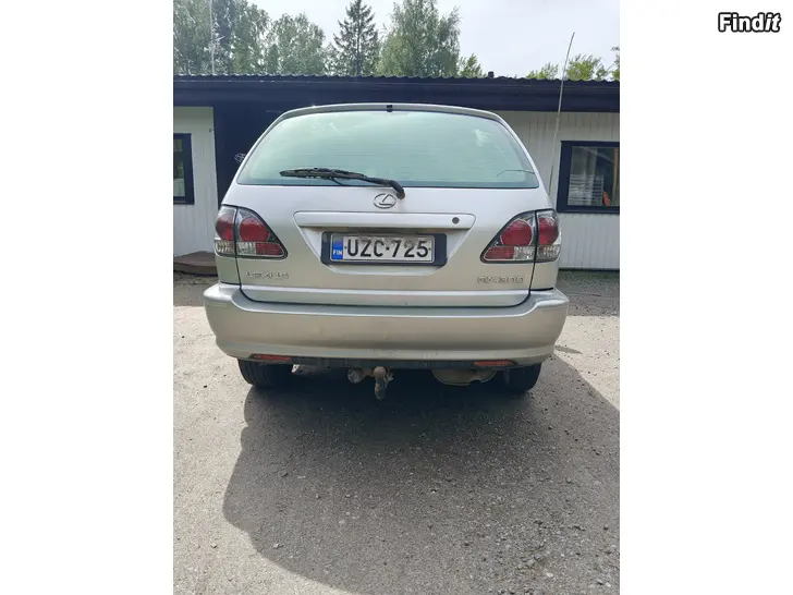 Myydään Lexus rx 300