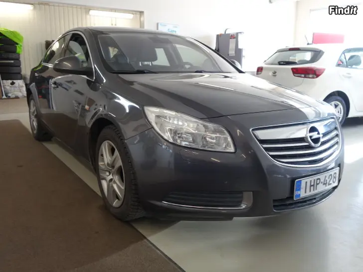 Säljes OPEL INSIGNIA 1.8i 5d Cosmo, 228tkm -09