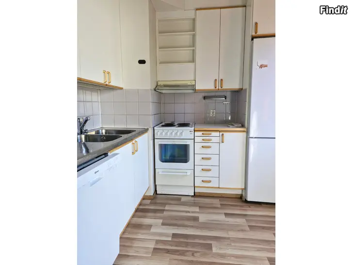 Uthyres 2h+k+tiskikone+vaatehuone Isolahdesta