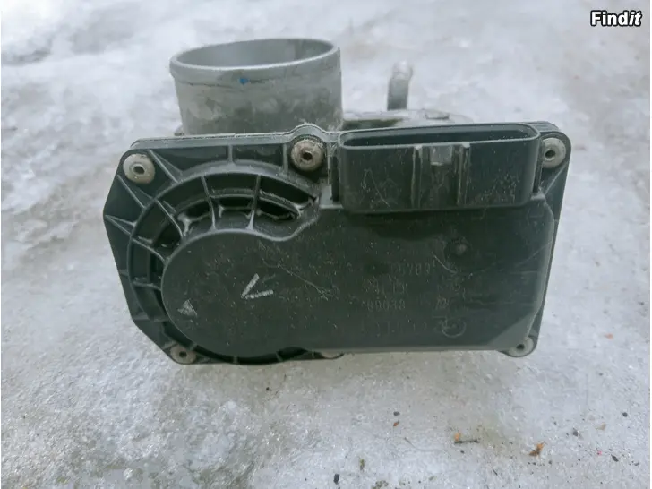 Myydään Mitsubishi Lancer 1,5 2010 kaasuläppä MN195709 Denso